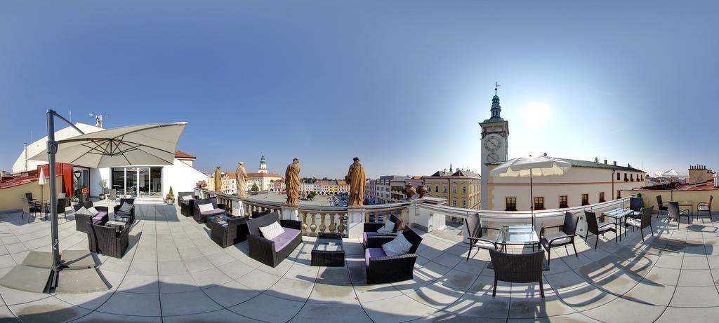 Hotel U Zlateho Kohouta Kromeriz Exterior photo